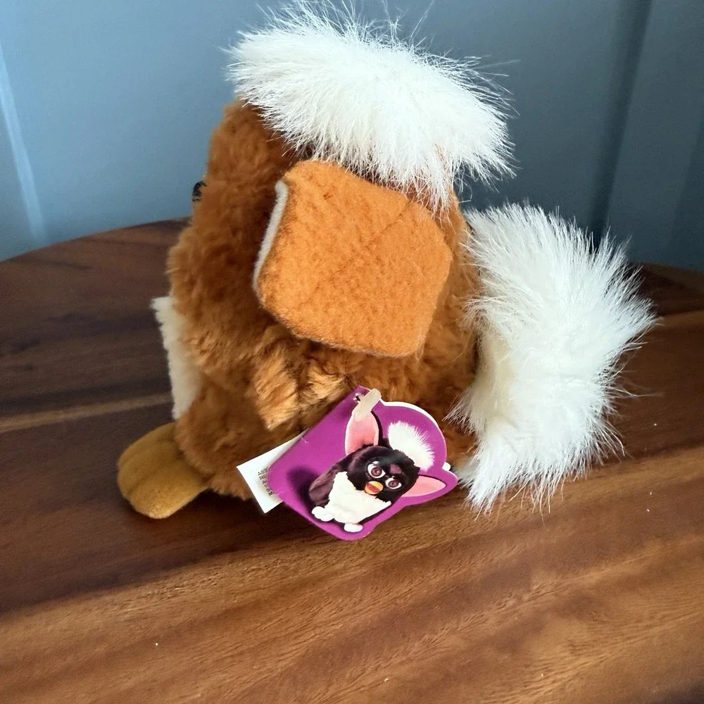 1999 Tiger Electronics Furby 70-800 Coffee Cream White Mohawk Brown Eyes Box